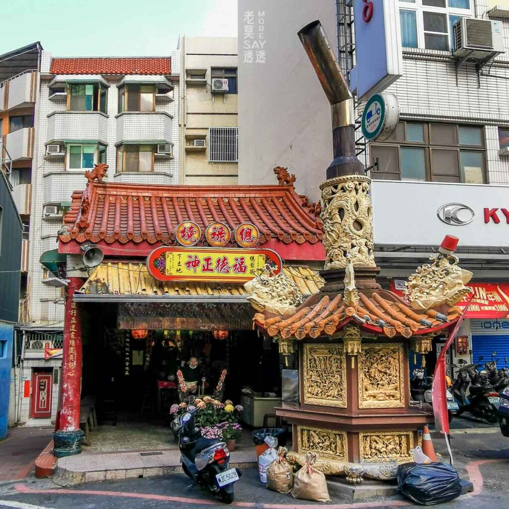 台南土地公 總祿境總爺街下土地福德正神 相傳求官上土地 求財下土地